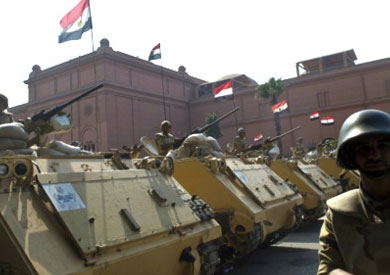 تبلغ حجم المعونات الأمريكية لمصر قرابة 1.3 مليار دولار سنويا، معظمها مساعدات عسكرية.